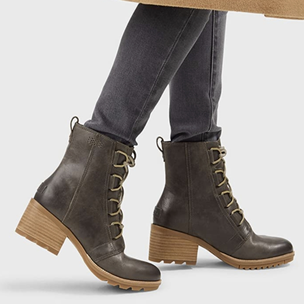 Sorel Cate Lace Up Boot Size 10